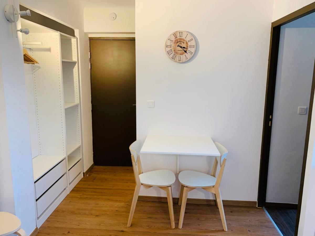 Tulipe Studio Apartment Manosque Ngoại thất bức ảnh