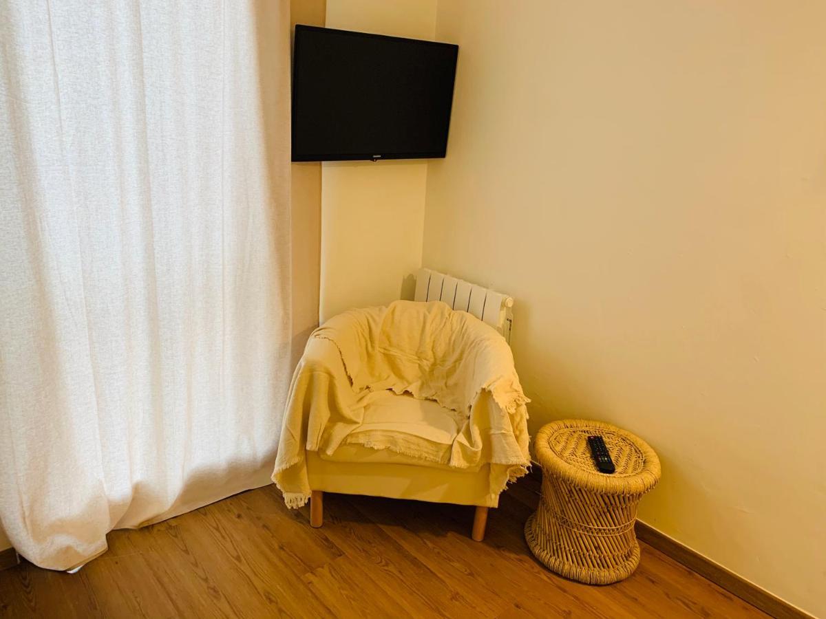 Tulipe Studio Apartment Manosque Ngoại thất bức ảnh