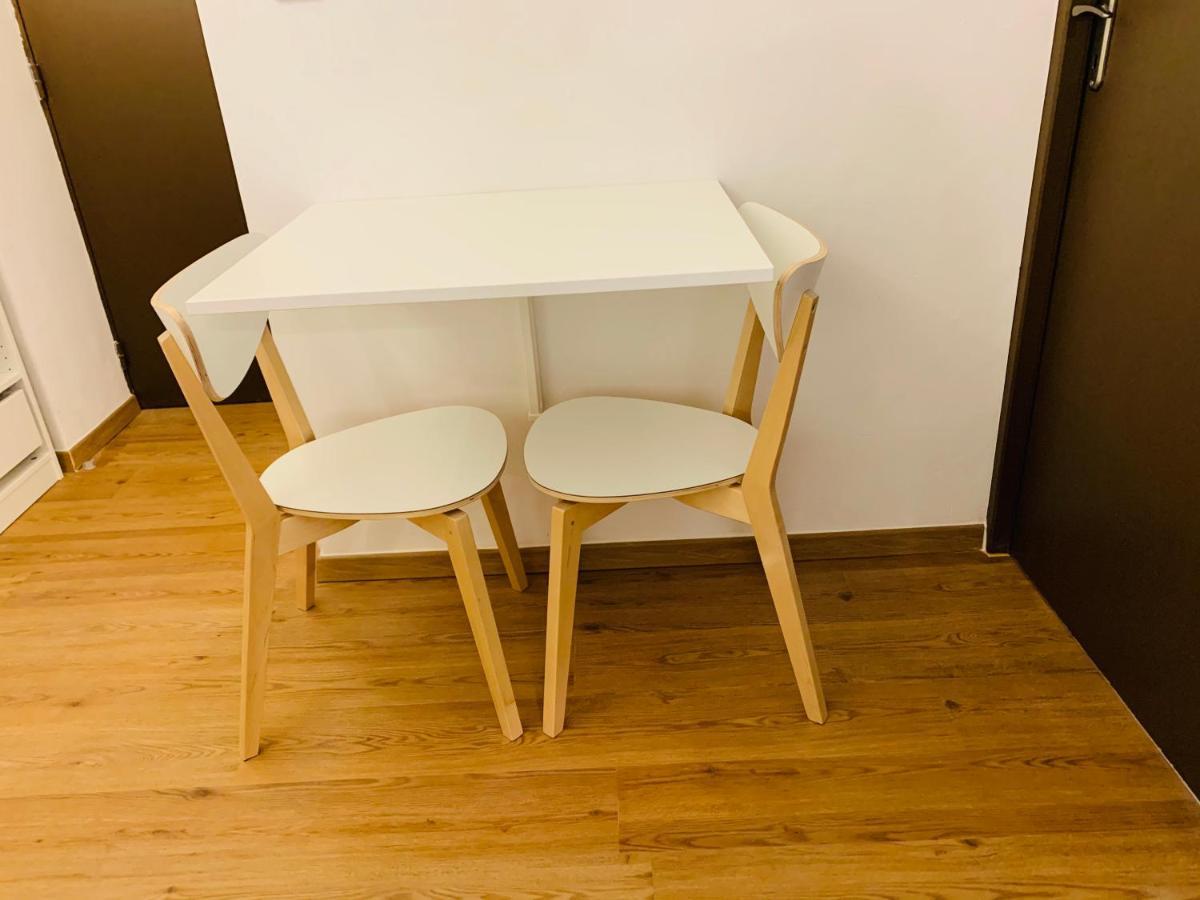 Tulipe Studio Apartment Manosque Ngoại thất bức ảnh