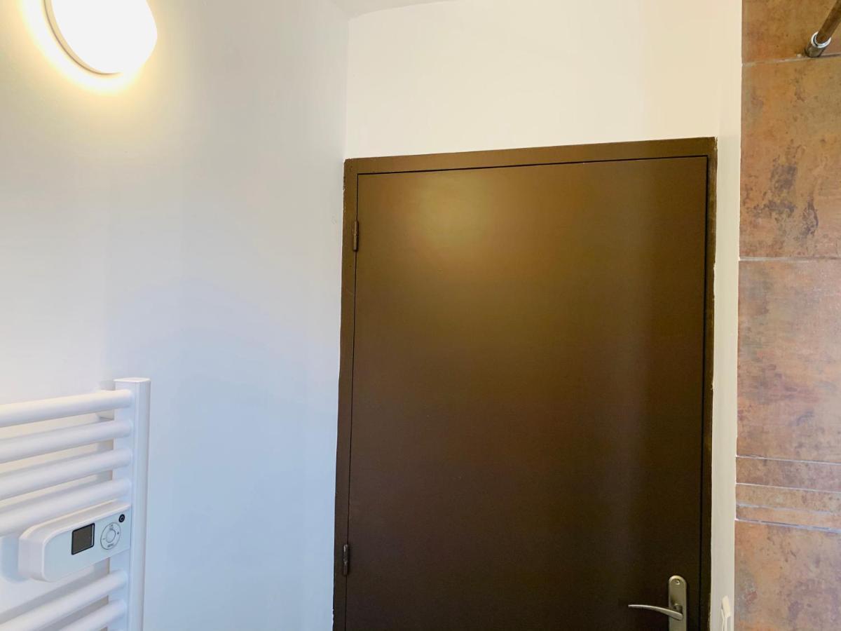 Tulipe Studio Apartment Manosque Ngoại thất bức ảnh