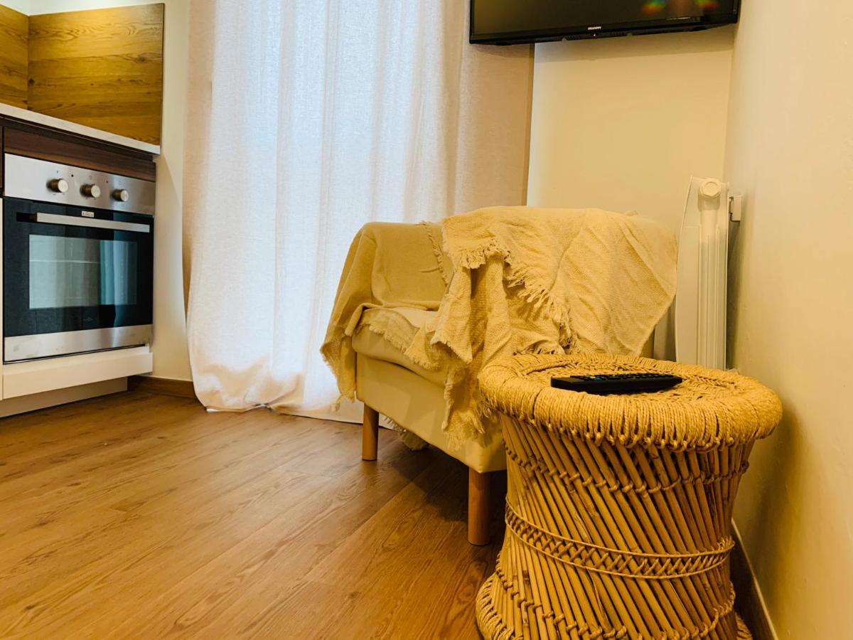 Tulipe Studio Apartment Manosque Ngoại thất bức ảnh
